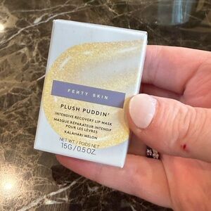 Plush Puddin Fenty Beauty Lip Recovery Mask